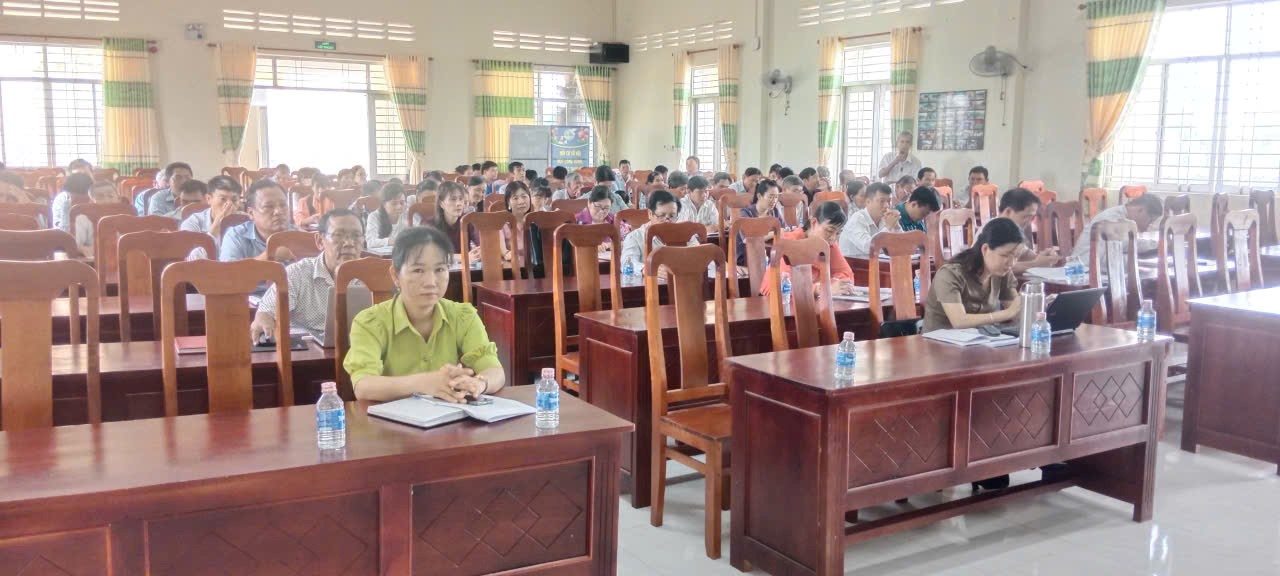 Tân Xuân tổ chức Hội nghị sơ kết tình hình kinh tế - xã hội, quốc phòng - an ninh 9 tháng đầu năm và phương hướng nhiệm vụ 3 tháng cuối năm 2025