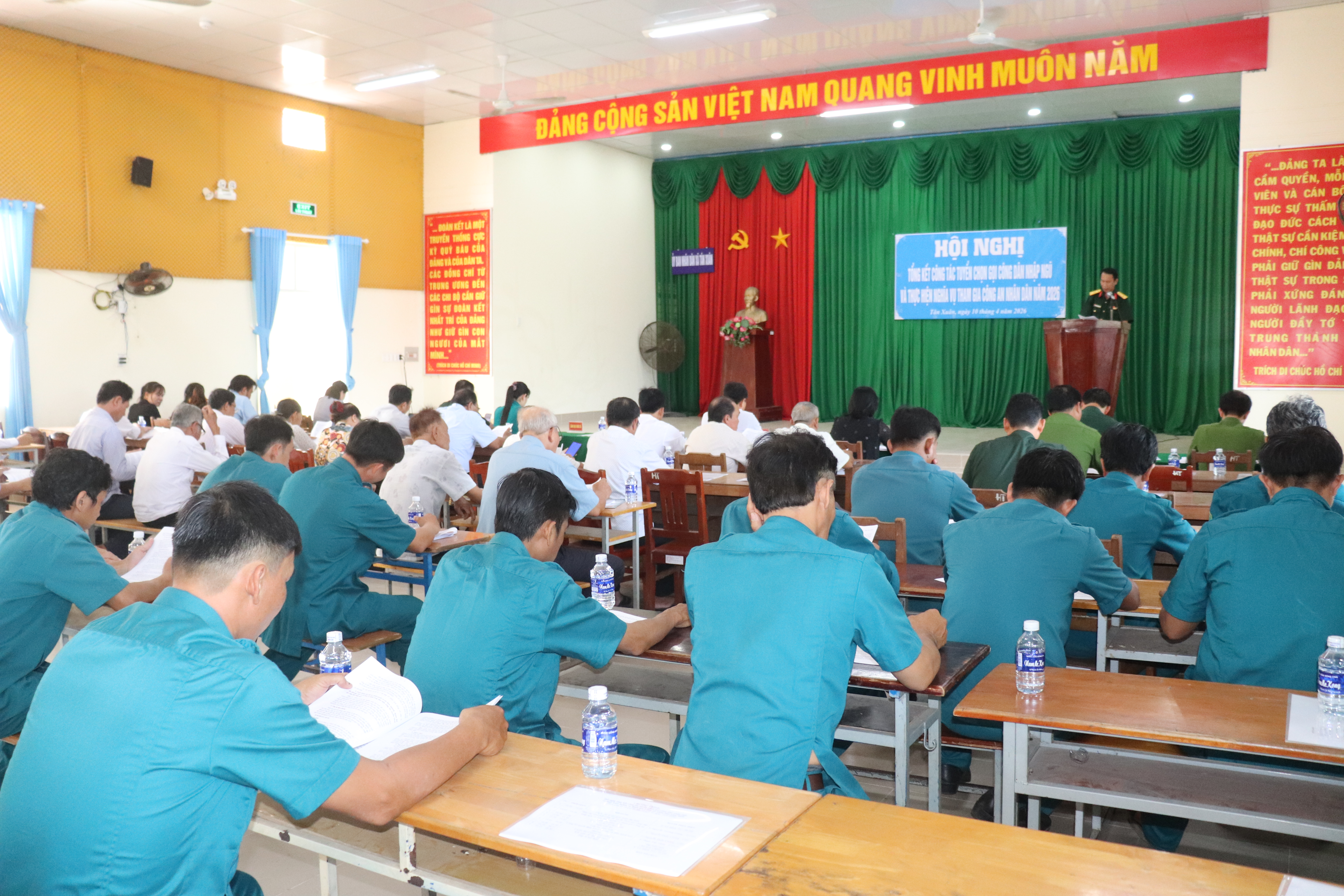 TÂN XUÂN TỔNG KẾT CÔNG TÁC TUYỂN CHỌN GỌI 
CÔNG DÂN NHẬP NGŨ VÀ THỰC HIỆN NGHĨA VỤ 
THAM GIA CÔNG AN NHÂN DÂN NĂM 2026
